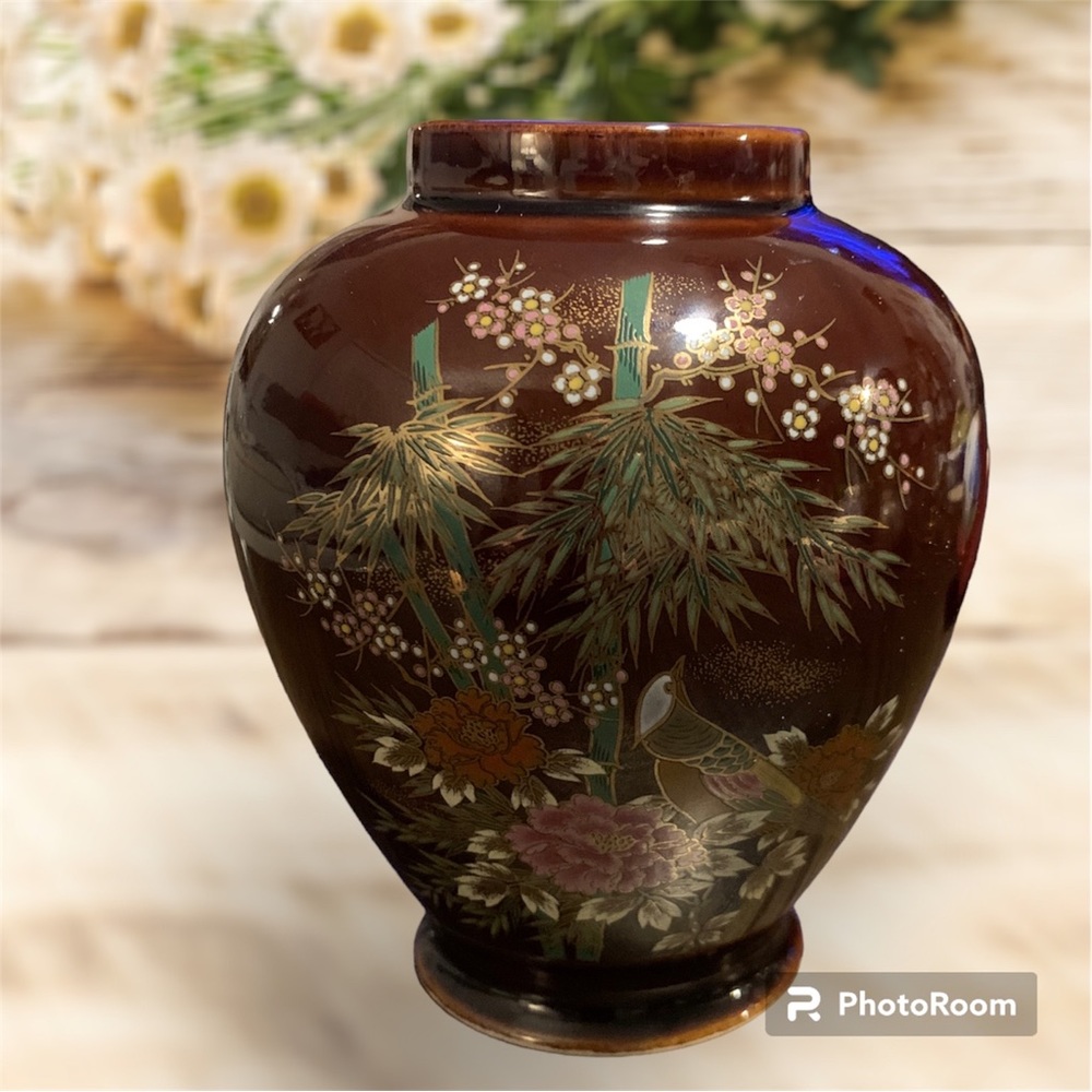 1970s Vintage Satsuki Vase/ Ginger Jar with Painted Birds 🐦